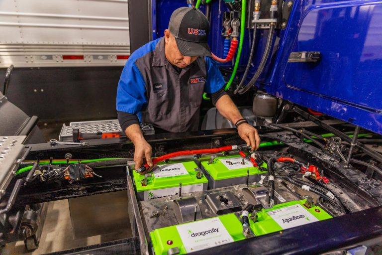 Explore the benefit of lithium batteries in long-haul trucking